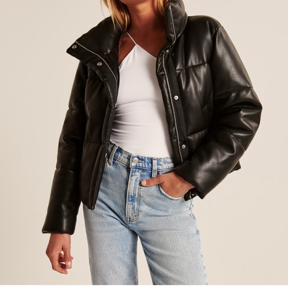 Abercrombie & Fitch Jackets & Blazers - Abercrombie puffer coat